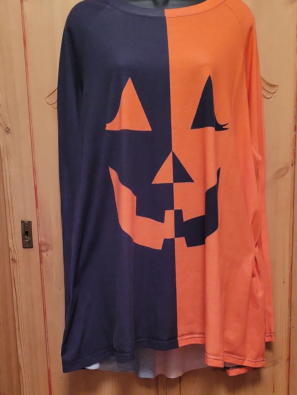 Women's Halloween 3XL Jack O'Lantern Tunic Top.
